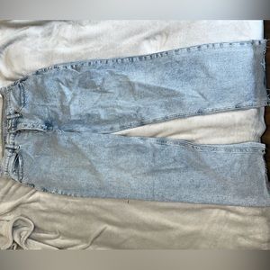 Size 10 Old Navy Curvy Ski High Straight Jeans. Tags still on.
